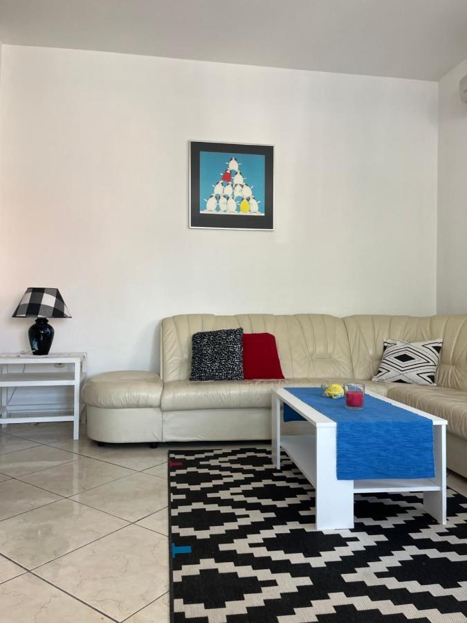 Old Town Center Apartments San Pietro di Brazza Esterno foto