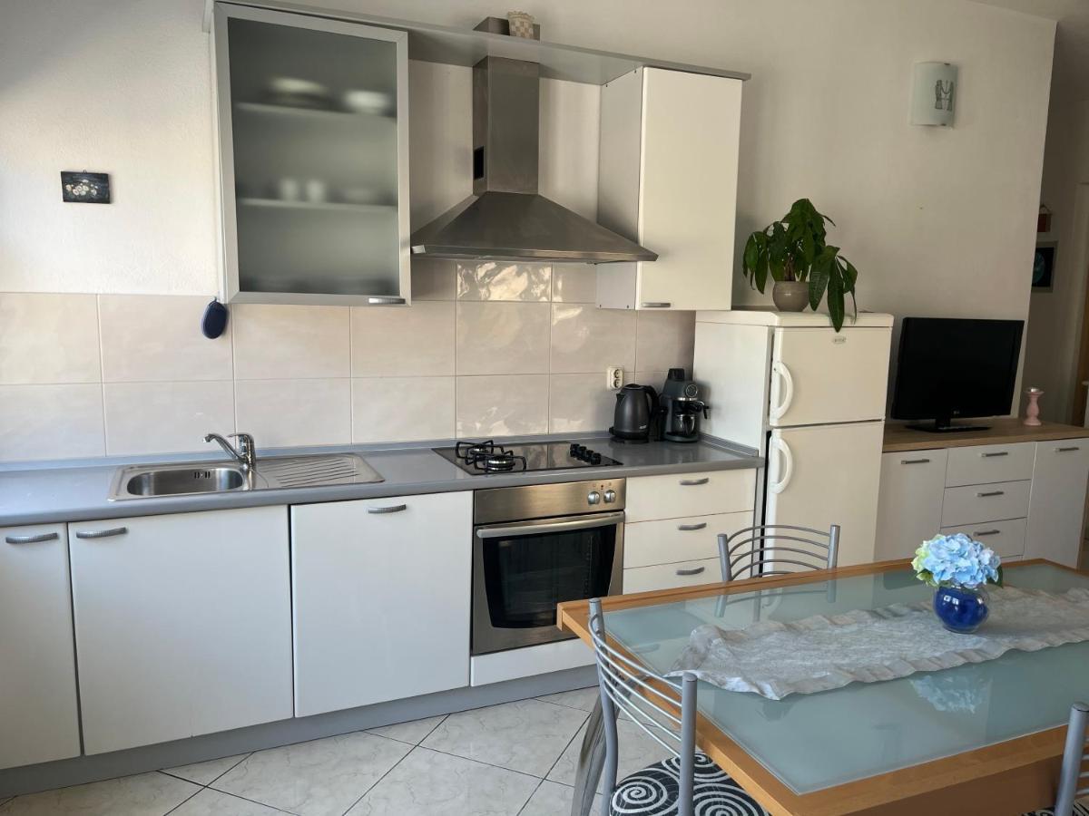 Old Town Center Apartments San Pietro di Brazza Esterno foto